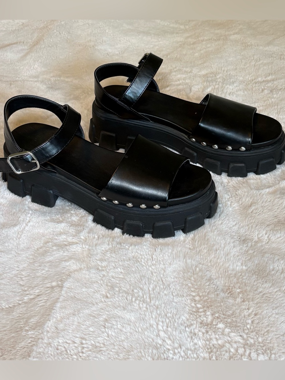 CIRCUS by SAM EDELMAN Black Chunky Platform Sandals with Stud Detail Size 9